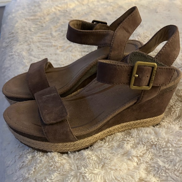 Suede wedges - Picture 1 of 2
